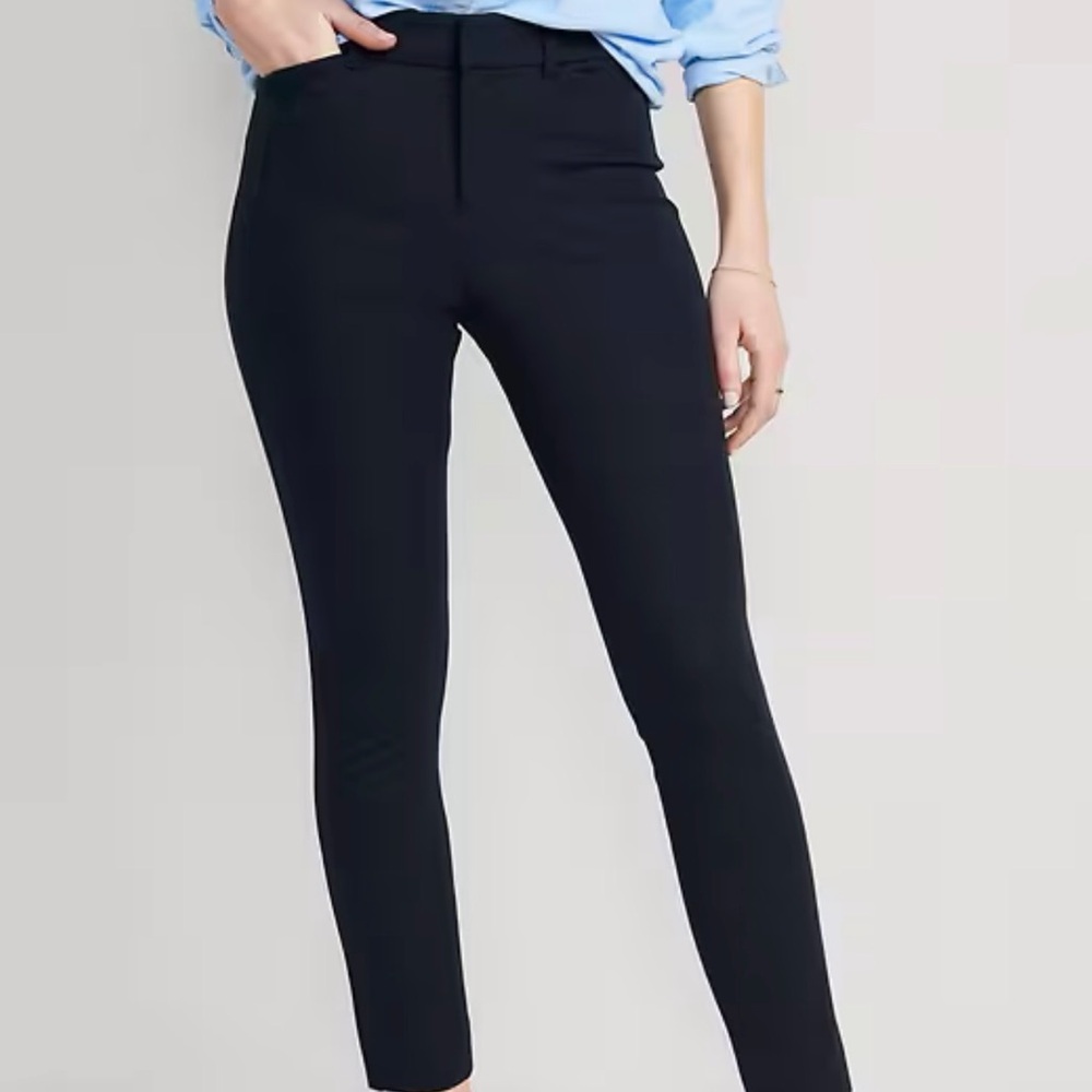 Old Navy Pixie Women’s Pants in Navy Blue - Picture 4 of 11